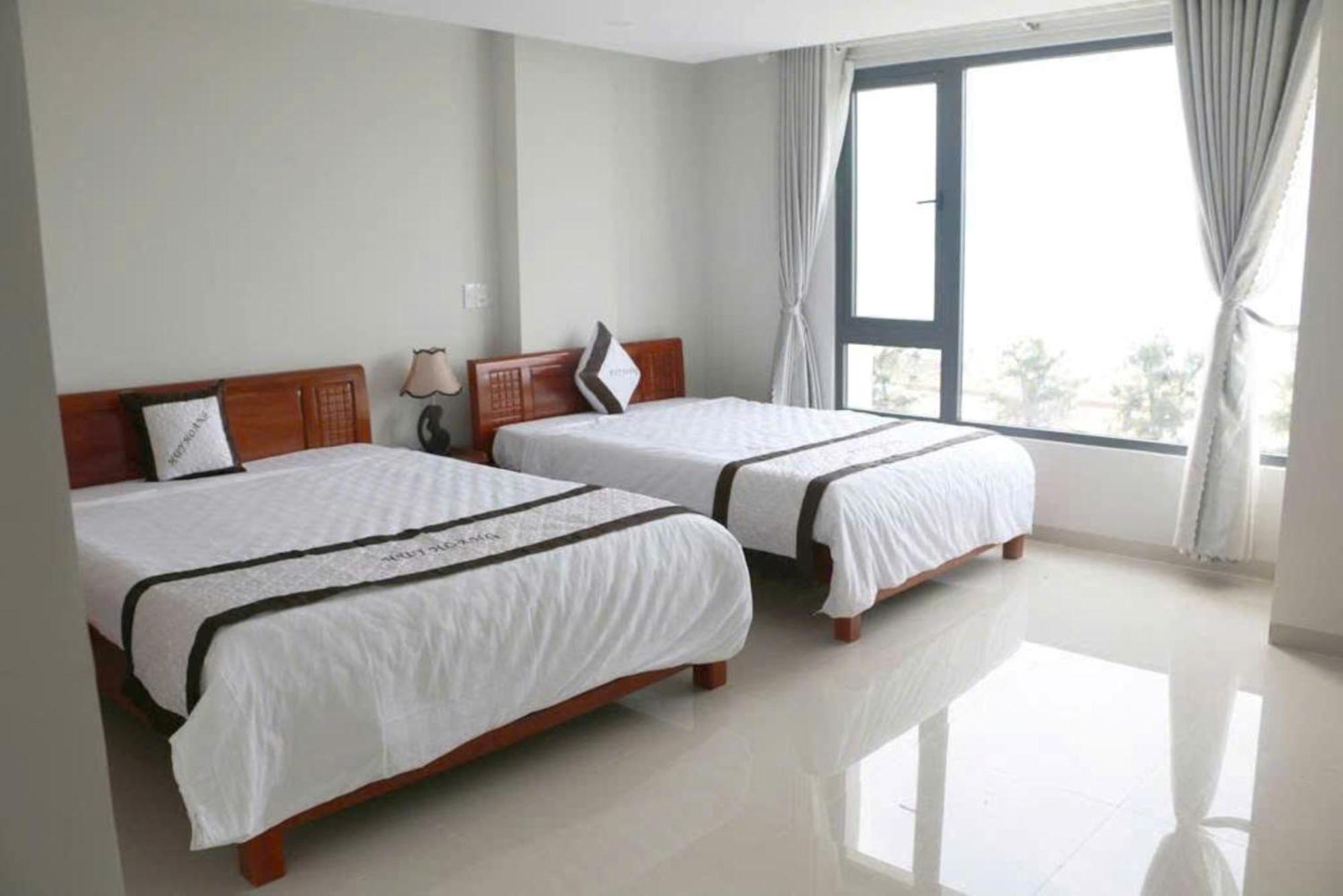 Huy Hoang 3*